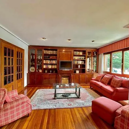 Amatxo Maitia - Amplio Piso, De Pelicula. Appartement