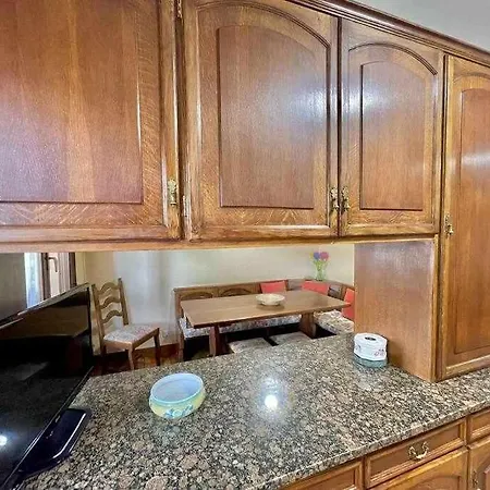 Amatxo Maitia Amplio Piso En Zona Residencial