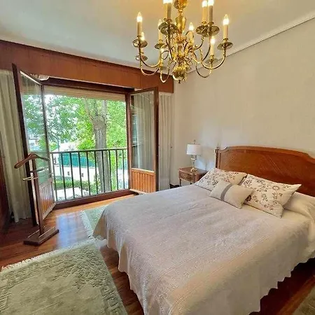 Lägenhet Amatxo Maitia Amplio Piso En Zona Residencial