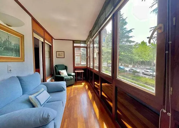 Amatxo Maitia - Amplio Piso, De Pelicula. Appartamento *